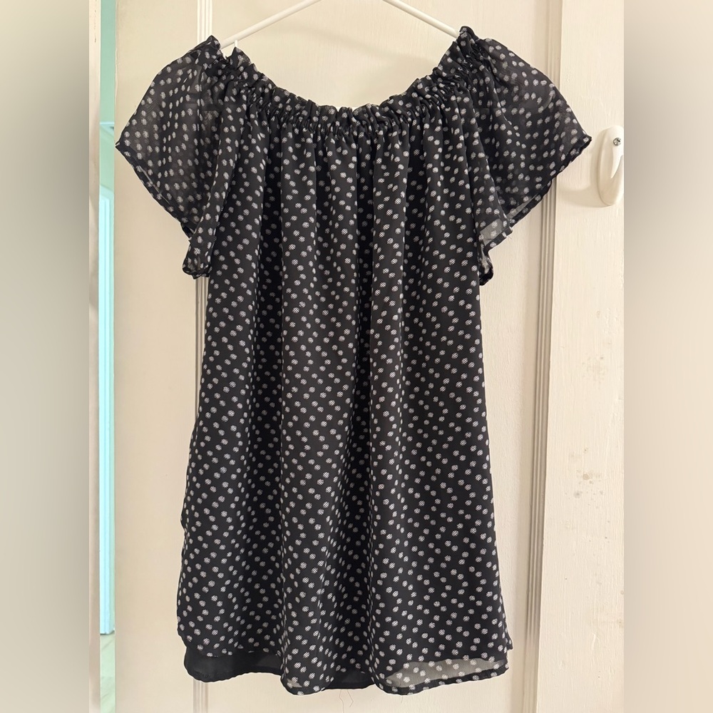 Nine West Black and White Polka Dot Off-Shoulder Top